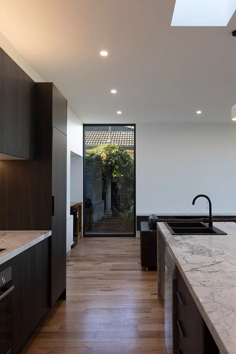 thornbury-kitchen_edited.jpg
