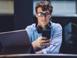 Mastering Responsive Design in Wix Studio: Desktop, Tablet & Mobile Tweaks