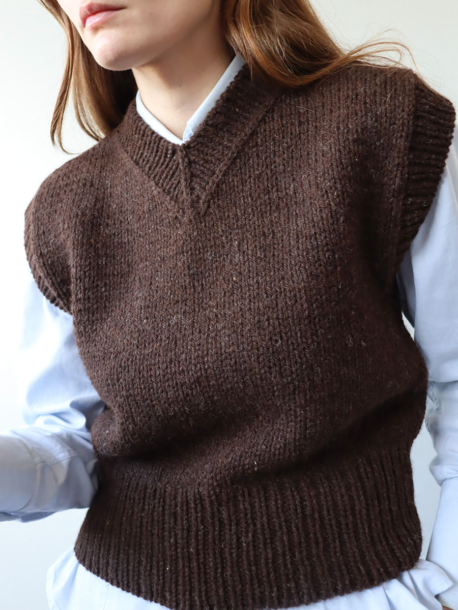 Thumbnail: Willow Vest - Knitting Pattern
