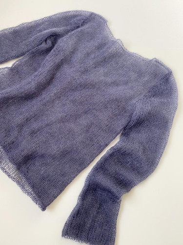 ニット/セーター Aura cable knit tops Has anyone seen/tried on the Aura cardigan in store? I'm between