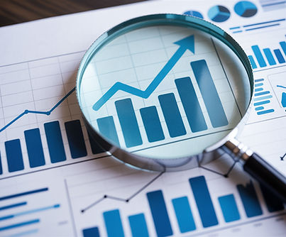 Análisis cuantitativo basado en dimensionamiento de mercado, proyecciones y segmentación estadística – Creed España