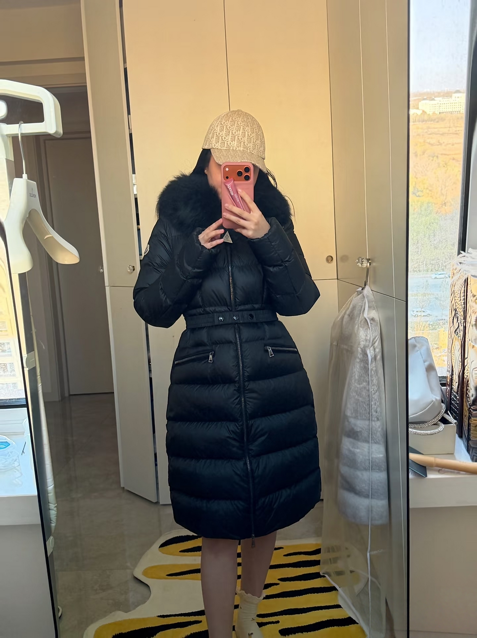 Thumbnail: Thickened Long Women's Puffer Jacket  Fur Collar Slim Fit Size L