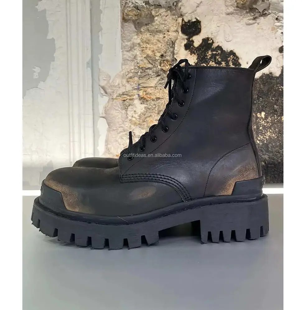 Miniaturebillede: Worn-Out Brown Black Vintage Heavily Distressed Boots