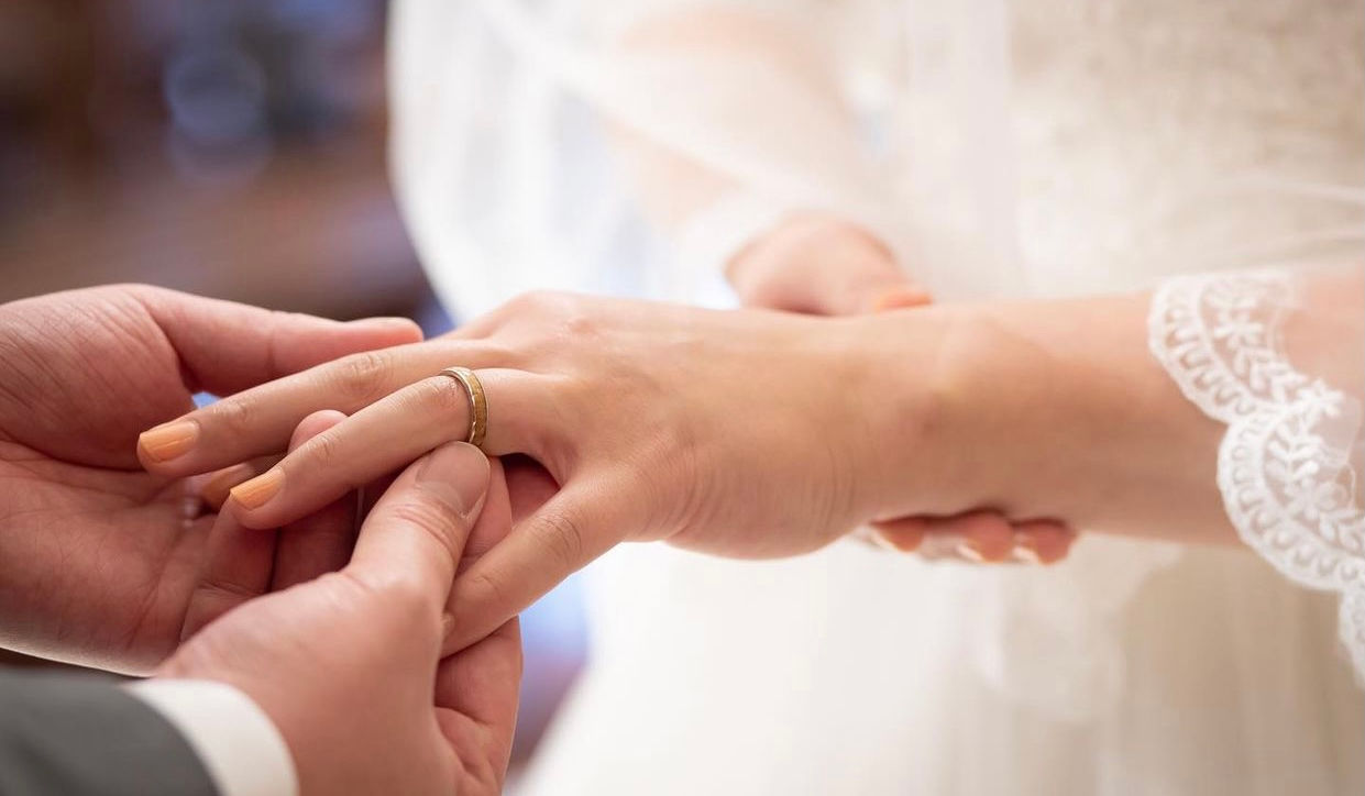 NENRIN結婚指輪 誕生木2月クルミ