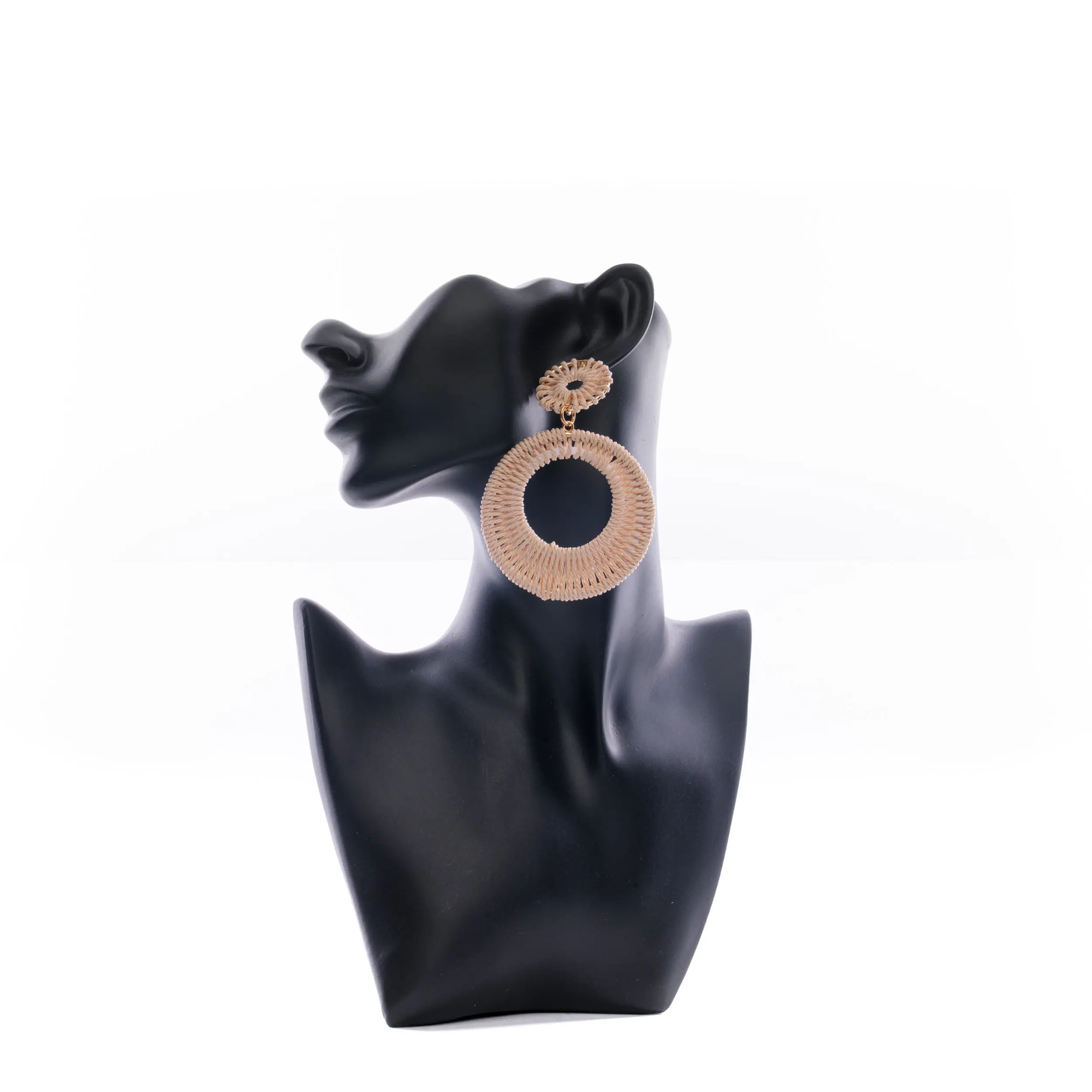 ORECCHINO TONDO DONNA SABBIA