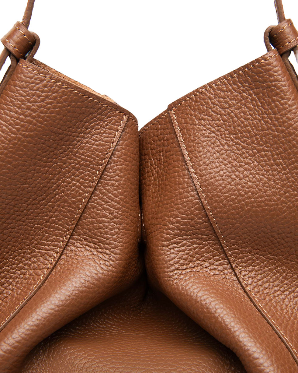 Miniatura: Borsa hobo donna "NERO GIARDINI" in pelle celeste
