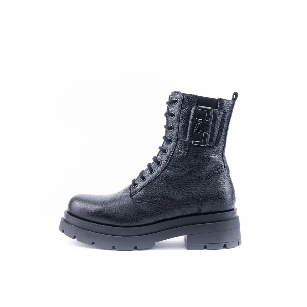 Anfibio donna "NERO GIARDINI" in pelle martellata nera