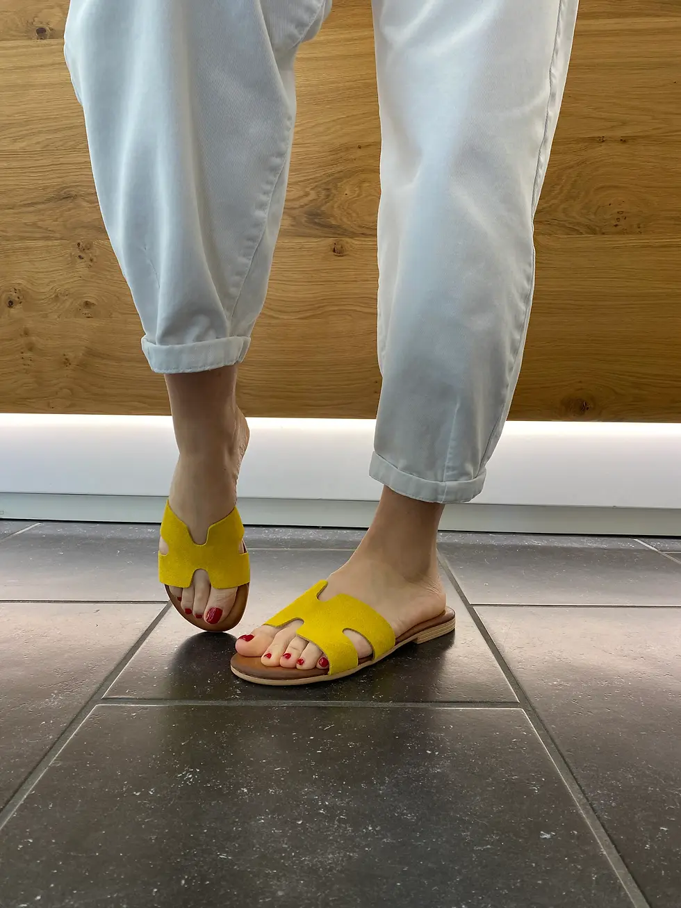 SANDALO LORY DONNA IN PELLE GIALLO