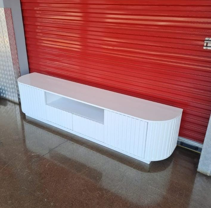 curve stand
