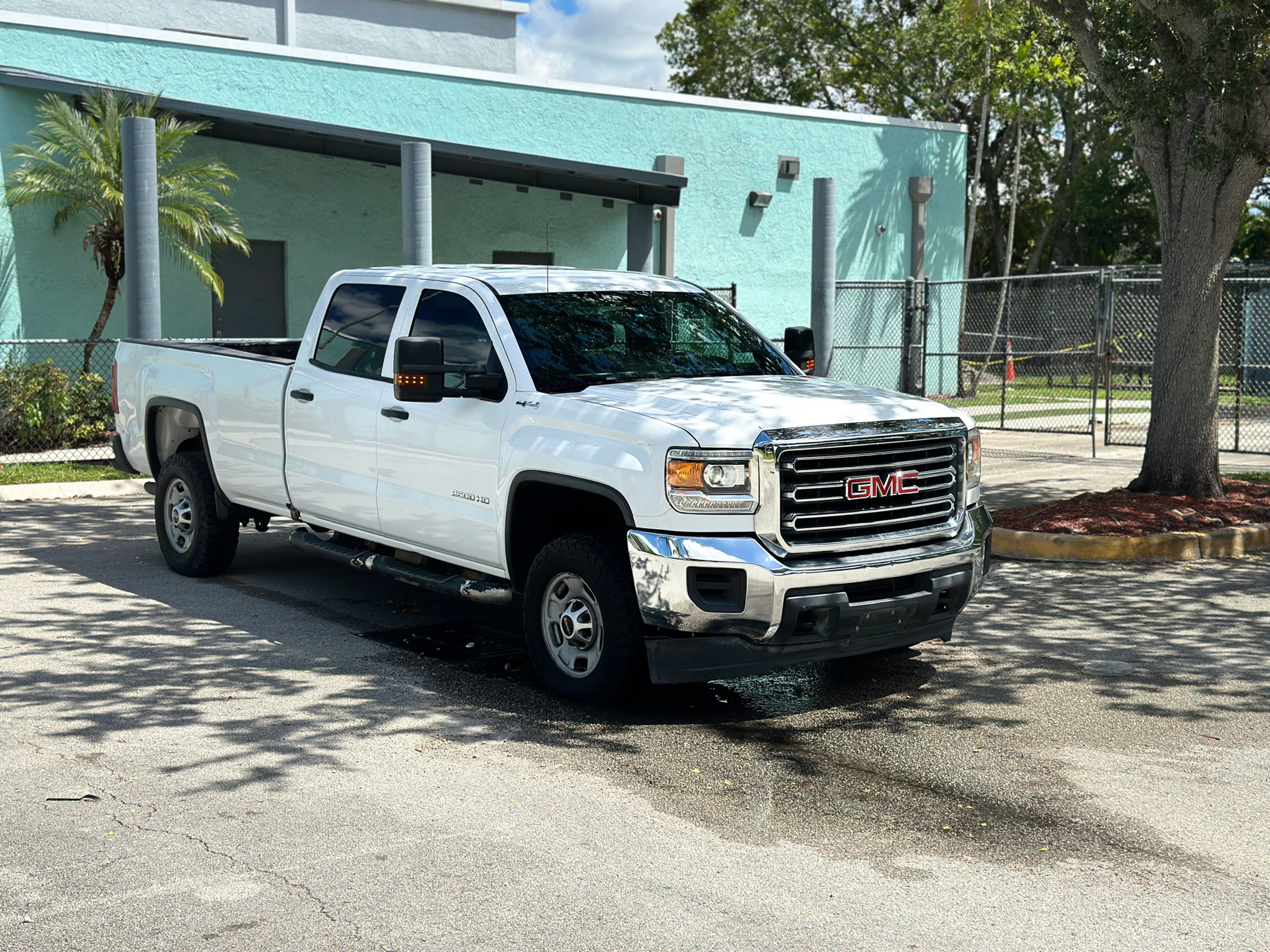 2019 GMC SIERRA 2500 HD CREW CAB PICKUP 4D 8 FT