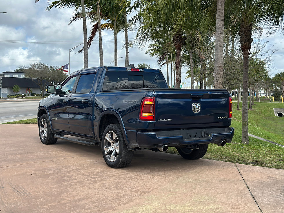 Miniatura: 2022 RAM 1500 CREW CAB LARAMIE PICKUP 4D 5 1/2 FT