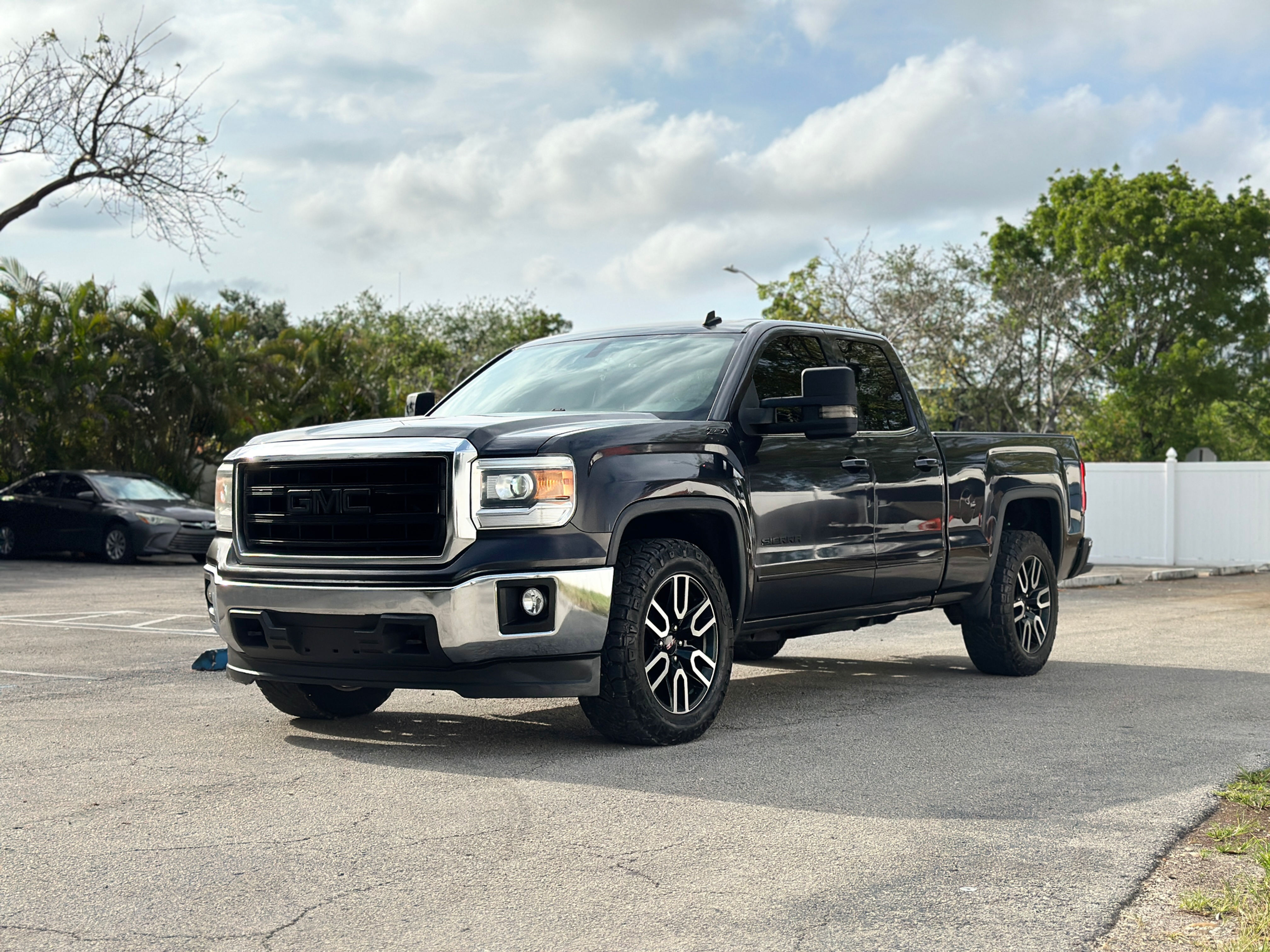 2014 GMC SIERRA 1500 DOUBLE CAB SLE PICKUP 4D 6 1/2 FT