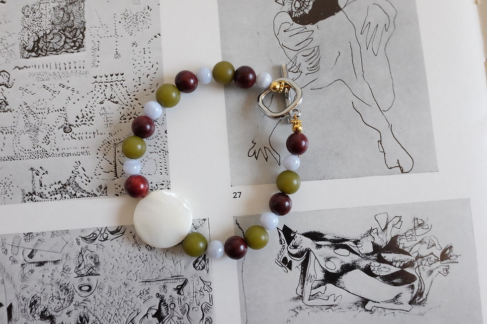Thumbnail: Sandalwood & Philippine Buri Nut Mata Bracelet