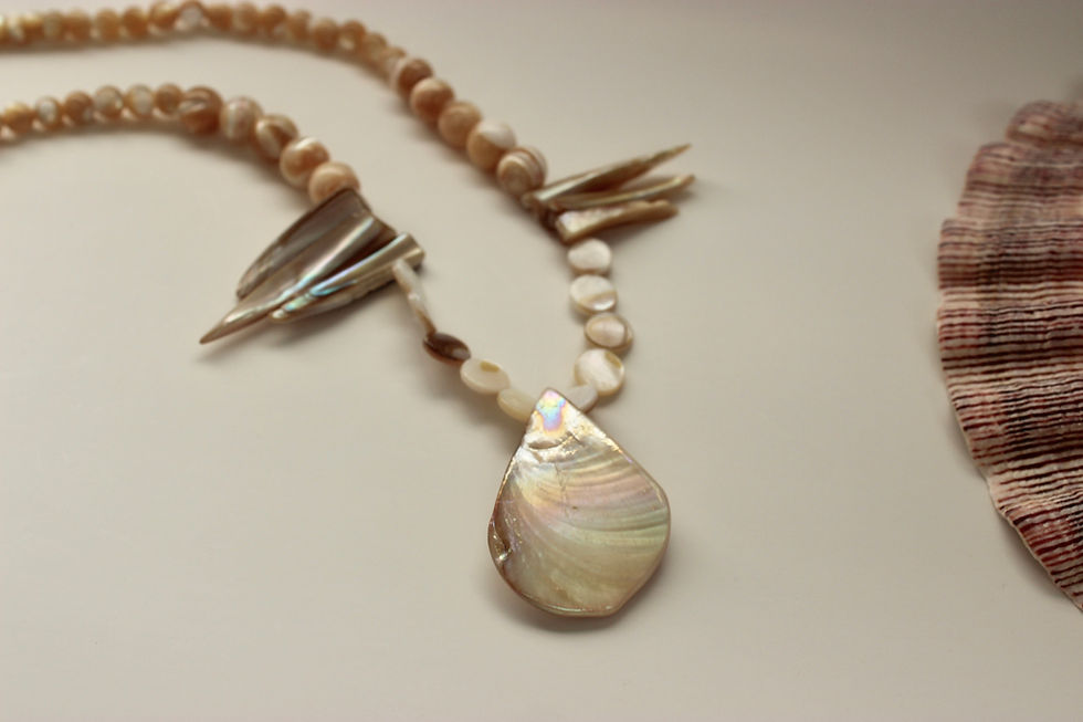 Thumbnail: Dagat Necklace