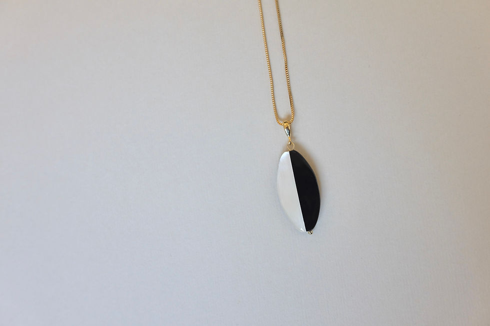 Thumbnail: Vintage B+W Shell Pendant Kadena