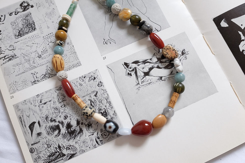 Thumbnail: Kosmos Sari Necklace