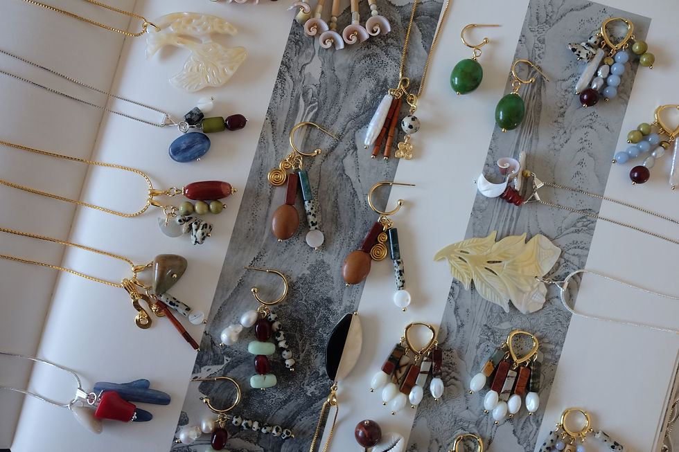 Thumbnail: Vintage Mother of Pearl Lily Kadena