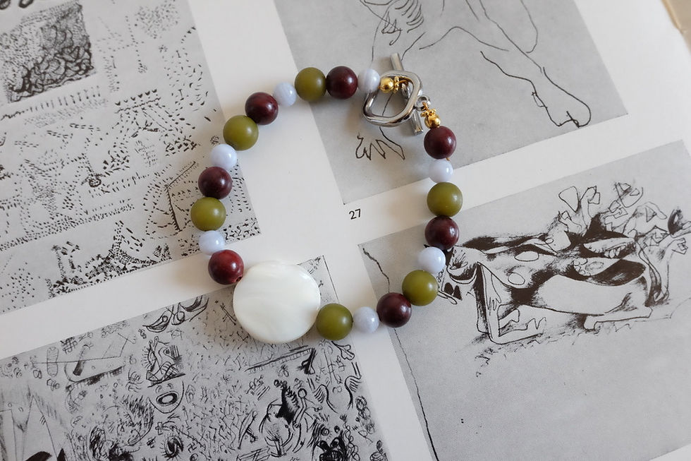 Thumbnail: Sandalwood & Philippine Buri Nut Mata Bracelet