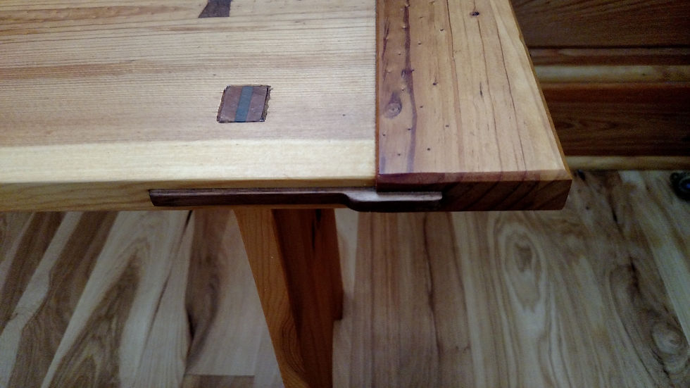 Thumbnail: Pine Bench