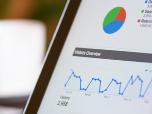 Digital growth analytics representing a growth engine connecting customer acquisition, conversion, and retention.