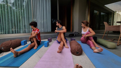 Yoga para empresas: inspiração e conexão