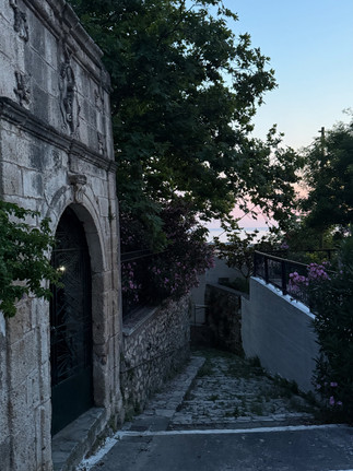 Kyparissia Ano Poli - subida para cidade alta