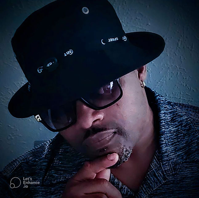 Earnest Williams head shot (1).jpg