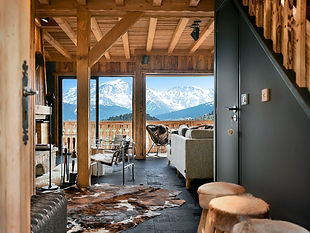 location chalet haute savoie - Entrée 1920x1080_edited.jpg