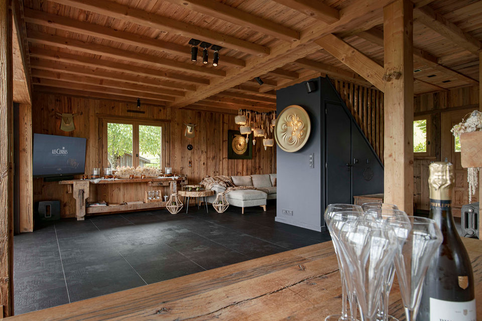 Salon du chalet & spa les Cerises en Haute-Savoie