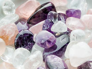 Piedras y cristales batería para nuestro cuerpo