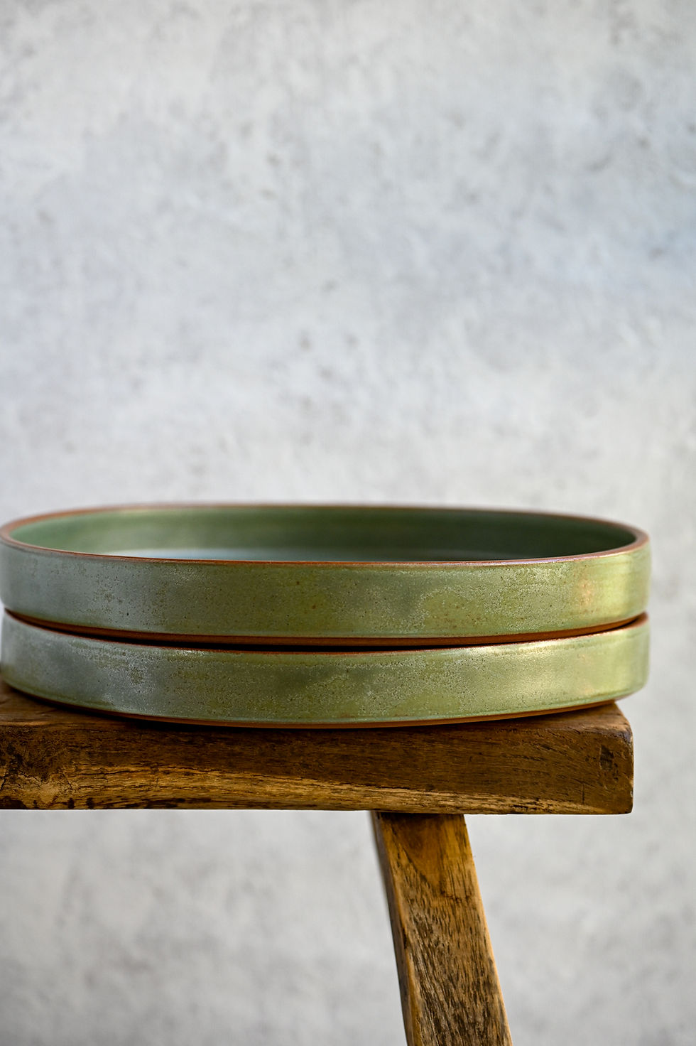 Thumbnail: Mains Plates (large)