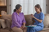 chiropractor-assess-patient-at-home-offer-guidanc-2025-01-09-01-53-31-utc.jpg