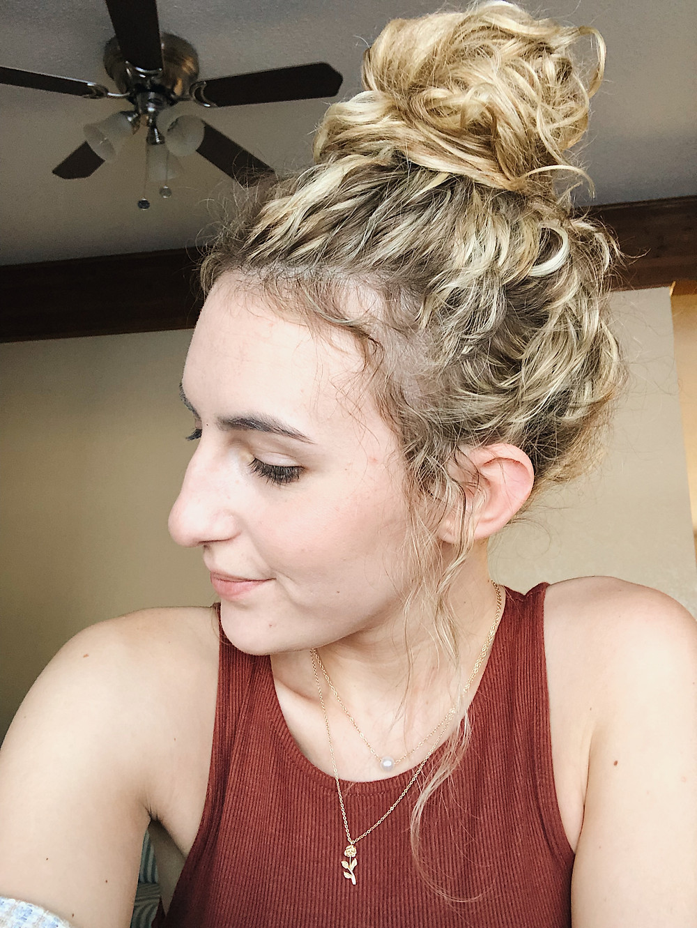 Abby Graf, The Bleached Curl, selfie