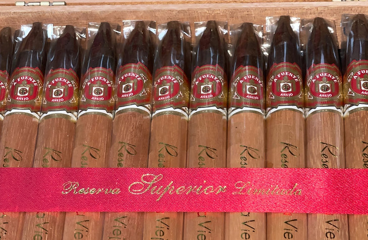 A Fuente Anejo 888 Maduro 