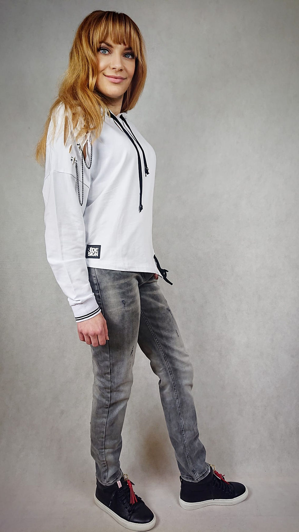 Миниатюра: Bluza ze sznurkiem