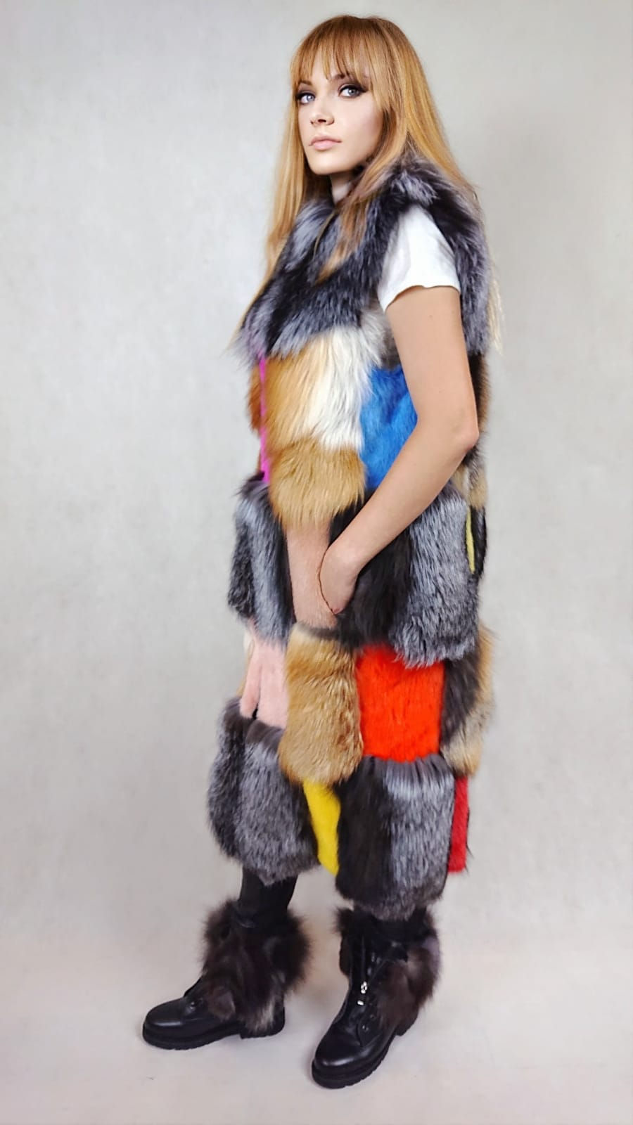 Miniatura: Kamizelka długa kolorowa z najwyższej jakości futra z Norek i lisów