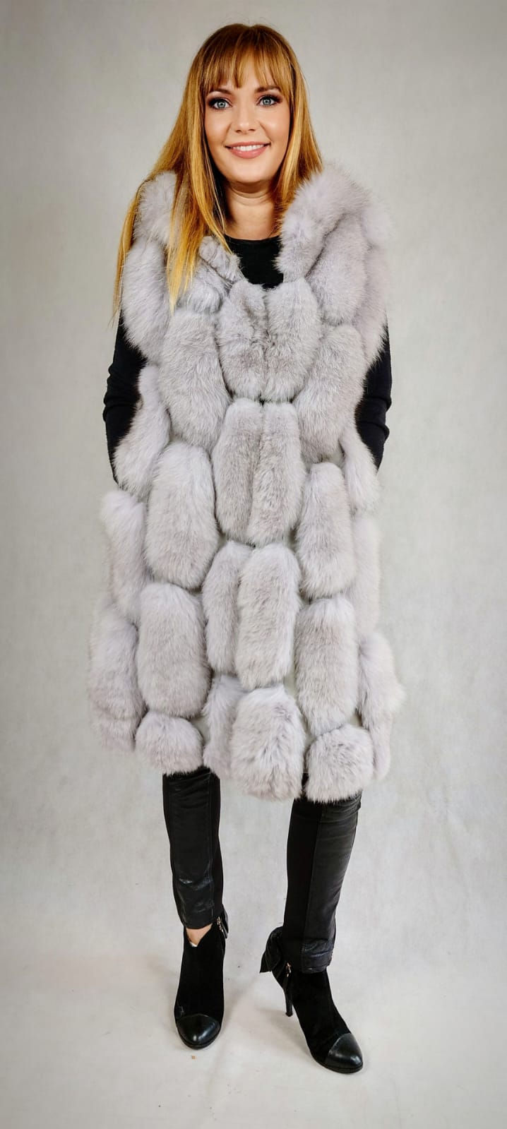 Miniatura: Kamizelki długie z lisa na skórze proste i rozkloszowane