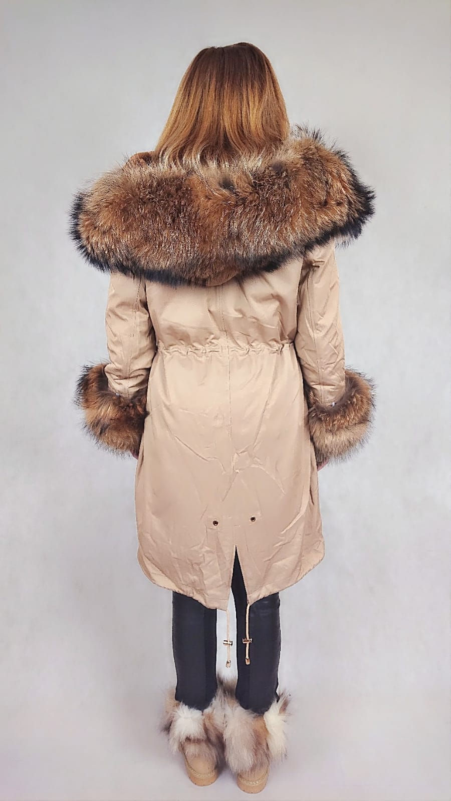 Thumbnail: Parka Mega Fox