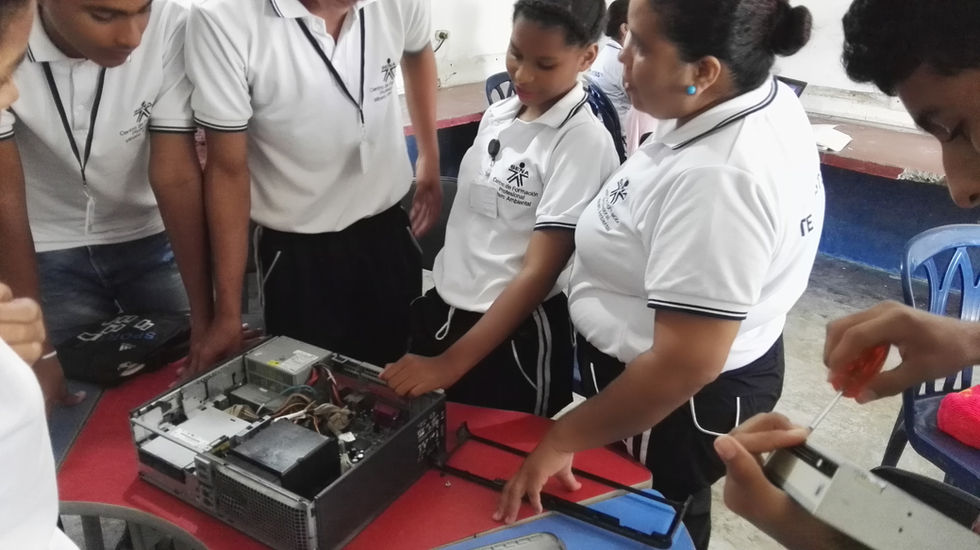 Cómo descargar tu energía estática en un PC