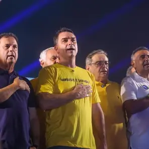 Bolsonaristas do RN precisam ser cobrados por tentativa de entrega do Pix a Trump
