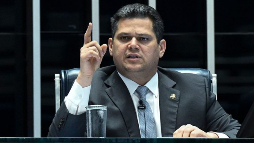 Rejeição de Messias ao STF pelo Senado é ataque a Lula e às instituições