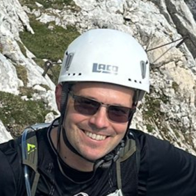 WhatsApp Image 2024-12-19 at 19.05_edited.jpg