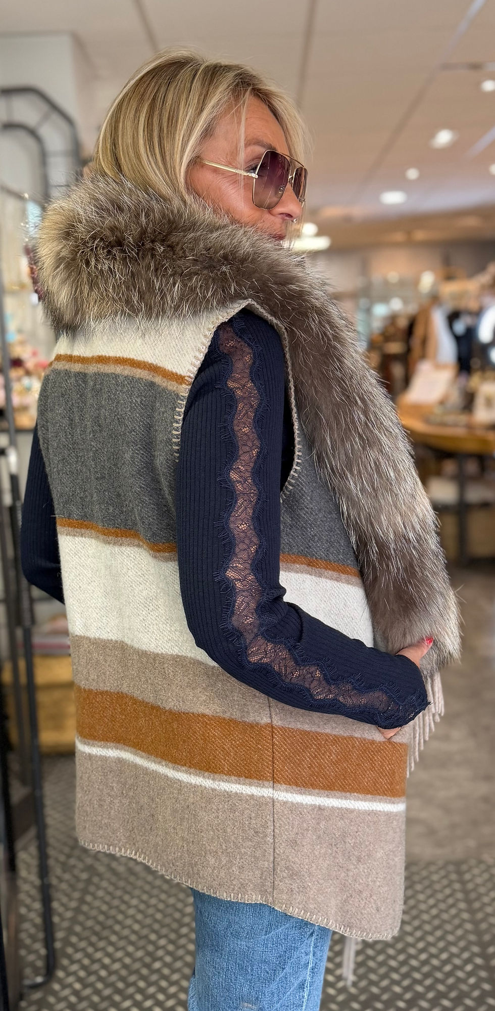 Miniatura: Veste Bazar Deluxe 