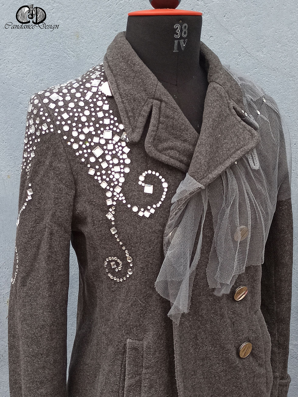 Thumbnail: Upcycling coat "Greystone"
