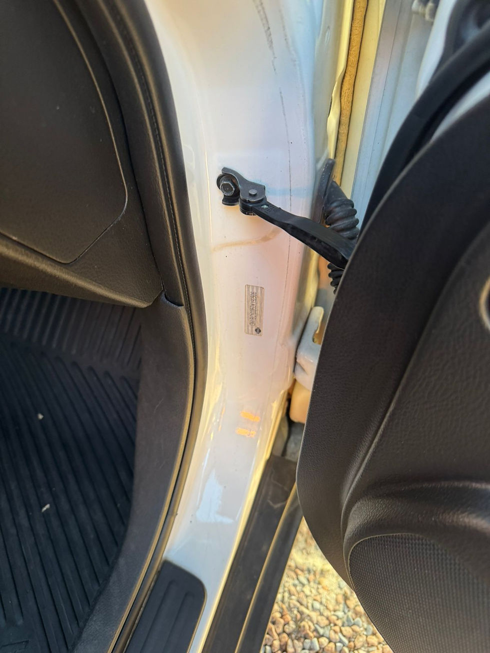 Miniatura: Nissan Tiida impecável novinho