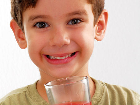 La hidratación puede hacer que los niños tengan mejores calificaciones