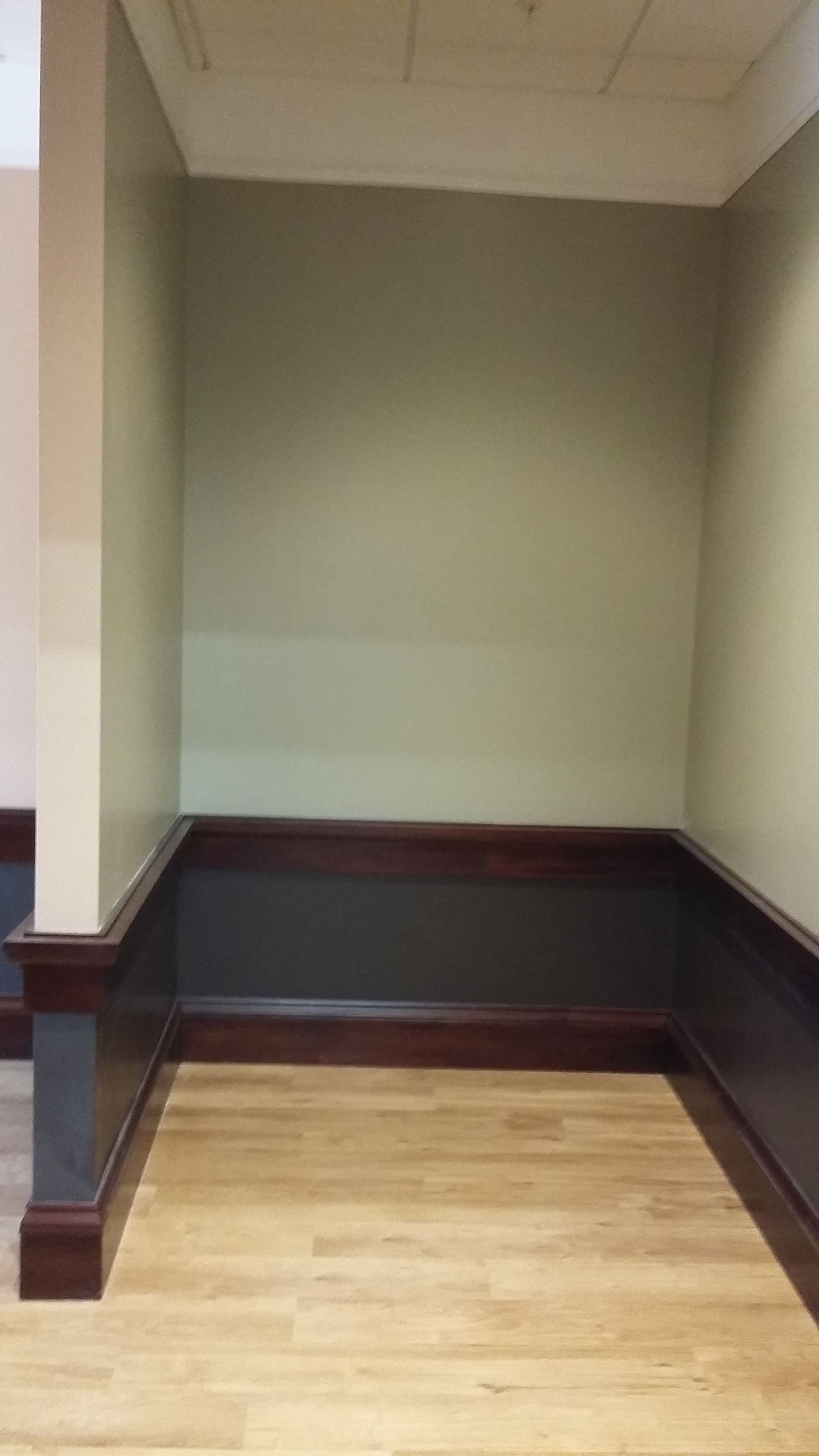 Shop Fitter Patisserie Valerie31
