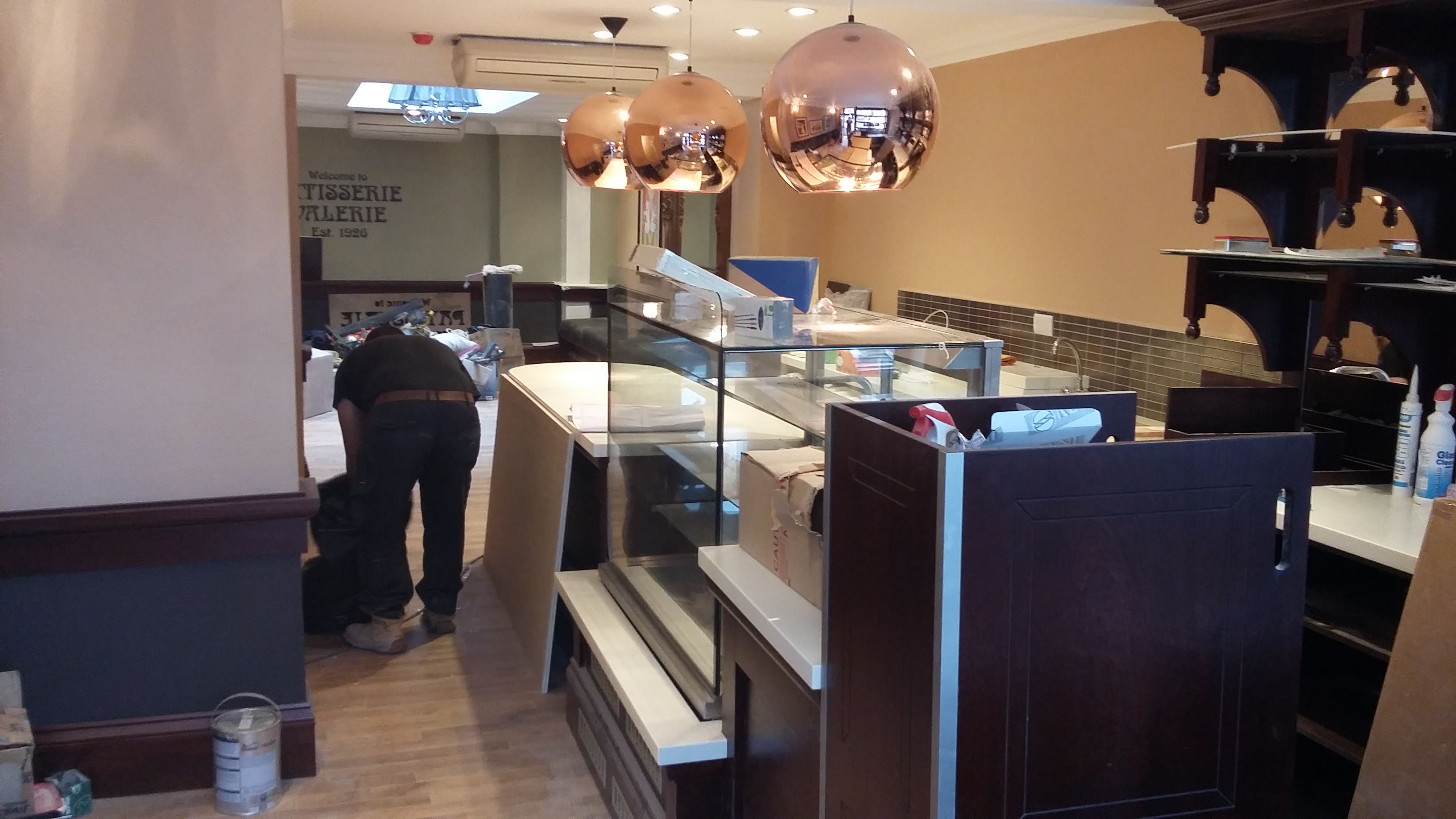 Shop Fitter Patisserie Valerie59