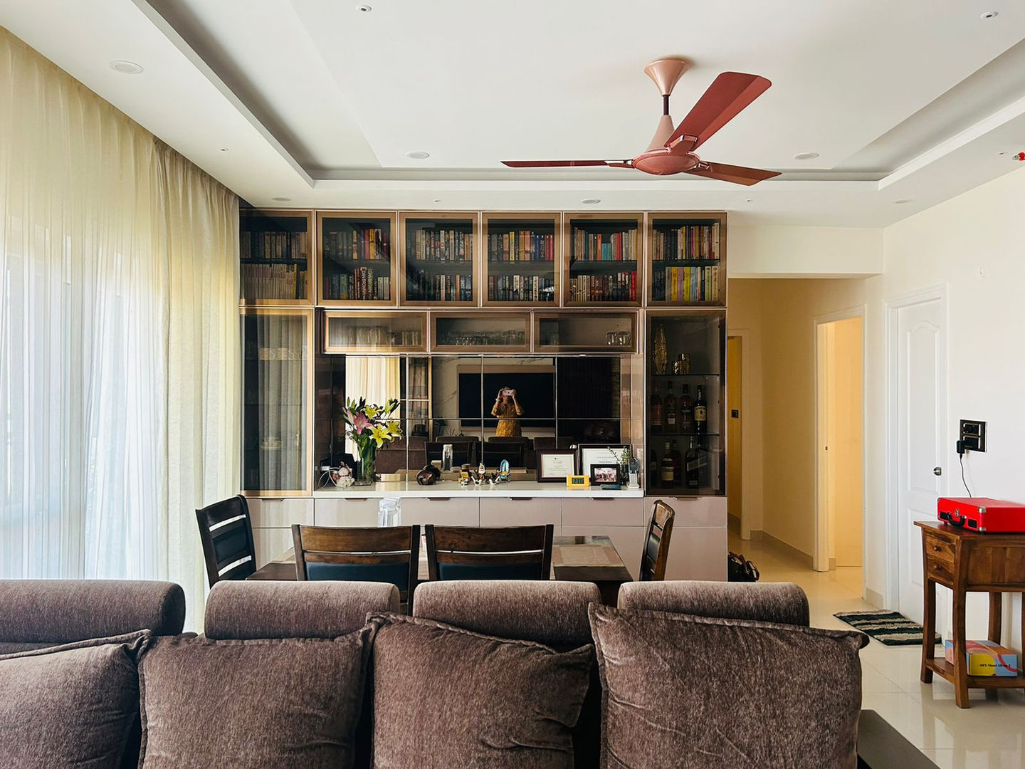 Modern Living Room Book Shelf