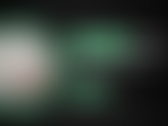 Thumbnail titled ‘Flexi Cap Funds Performance Breakdown’ featuring a hand holding a smartphone with a rising bar chart illustration, set against a dark background, and a green button labeled ‘Read Now’. The subtitle mentions performance across 3-year, 5-year, and 10-year returns.